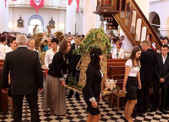 Grafika 29: Dożynki