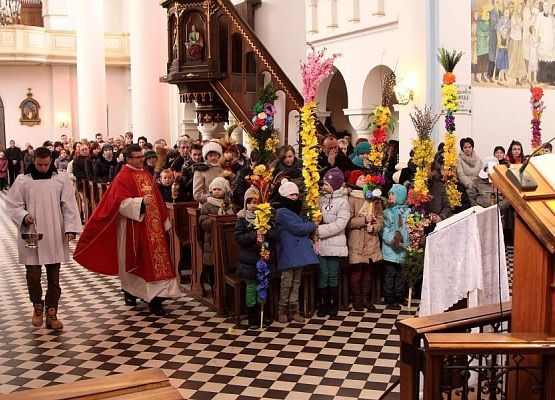 Grafika 1: Niedziela Palmowa