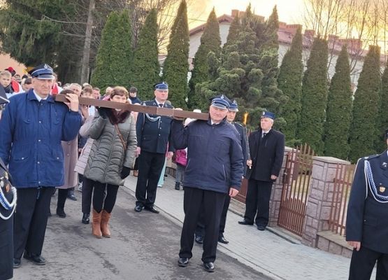 Grafika 20: Droga krzyżowa 2022