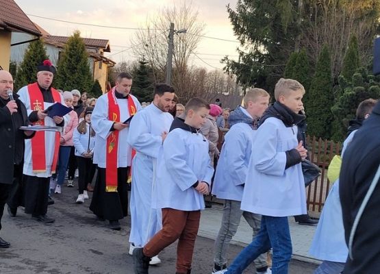 Grafika 23: Droga krzyżowa 2022