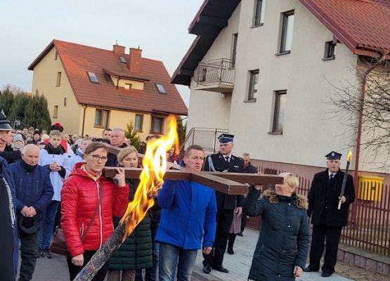 Grafika 29: Droga krzyżowa 2022