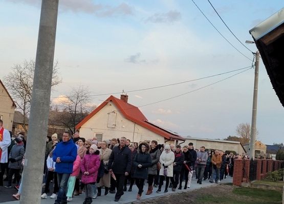 Grafika 37: Droga krzyżowa 2022