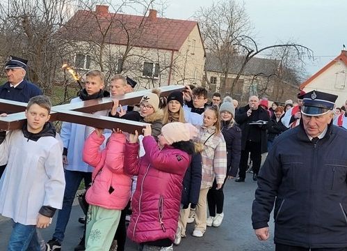 Grafika 41: Droga krzyżowa 2022