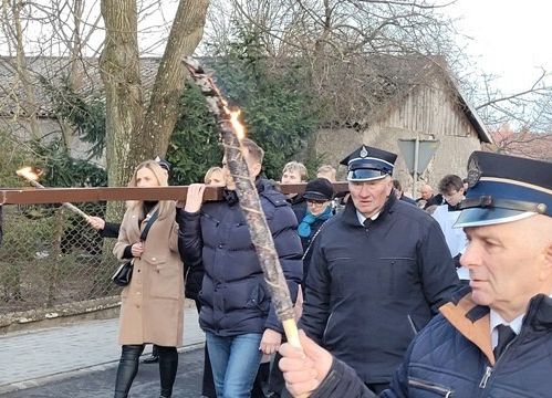 Grafika 48: Droga krzyżowa 2022