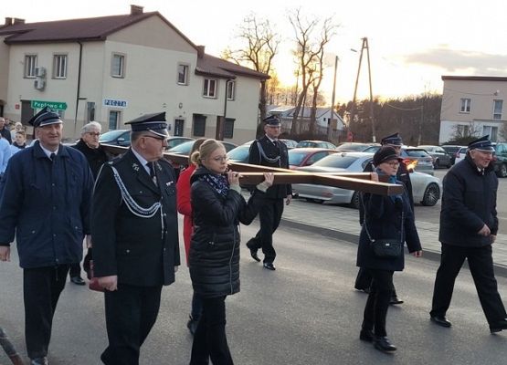 Grafika 60: Droga krzyżowa 2022