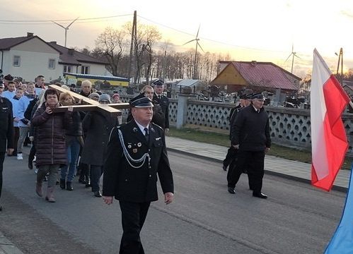 Grafika 78: Droga krzyżowa 2022