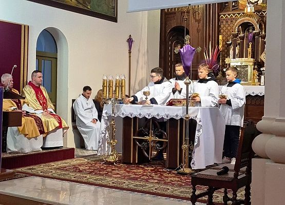 Grafika 17: Wielki Czwartek