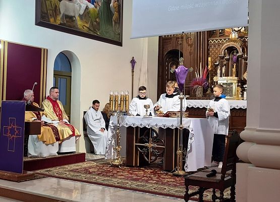 Grafika 18: Wielki Czwartek