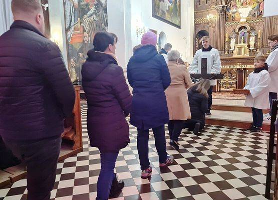 Grafika 19: Wielki Piątek