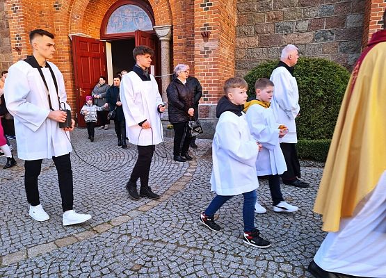 Grafika 7: Wielka Sobota