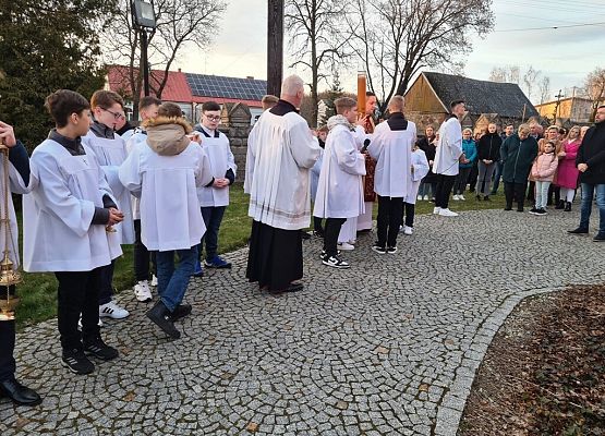 Grafika 9: Wielka Sobota