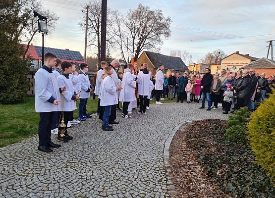 Grafika 10: Wielka Sobota