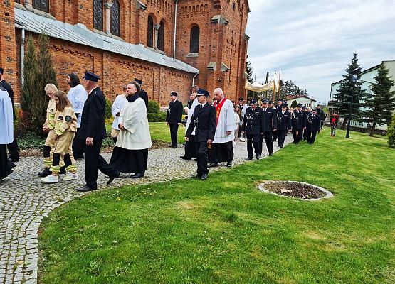 Grafika 64: Odpust ku czci św. Stanisława BM w Wieczfni Kościelnej