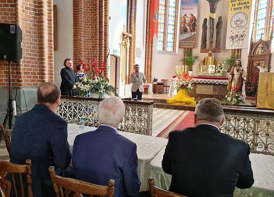 Grafika 43: FESTIWAL PIOSENKI RELIGIJNEJ W JANOWCU KOŚCIELNYM 2023