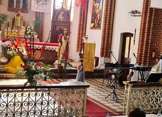 Grafika 20: FESTIWAL PIOSENKI RELIGIJNEJ W JANOWCU KOŚCIELNYM 2023