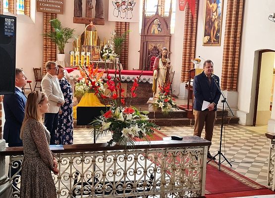 Grafika 30: FESTIWAL PIOSENKI RELIGIJNEJ W JANOWCU KOŚCIELNYM 2023