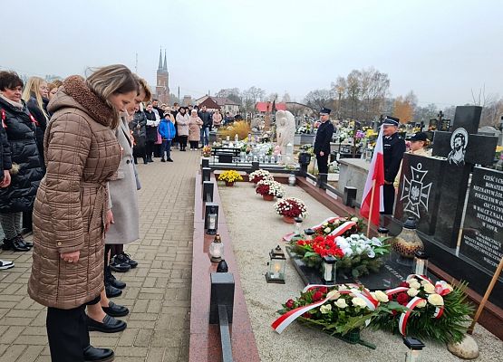 Grafika 47: 11 LISTOPADA ŚWIĘTO NIEPODLEGŁOŚCI