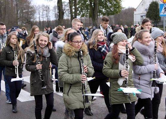 Grafika 17: 11 Listopada 2017 Święto Niepodległości