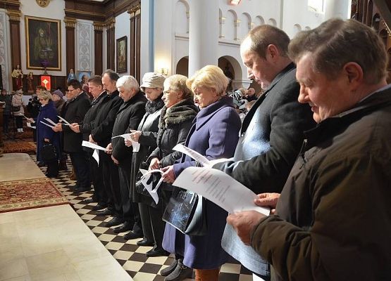 Grafika 5: Ślubowanie Nowej Parafialnej Rady Gospodarczej 22.03.2015