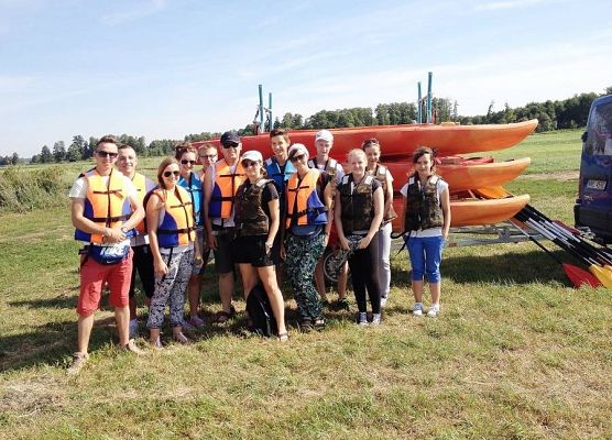 Grafika 2: Spływ kajakowy 27.08.2015