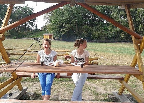 Grafika 17: Spływ kajakowy 27.08.2015