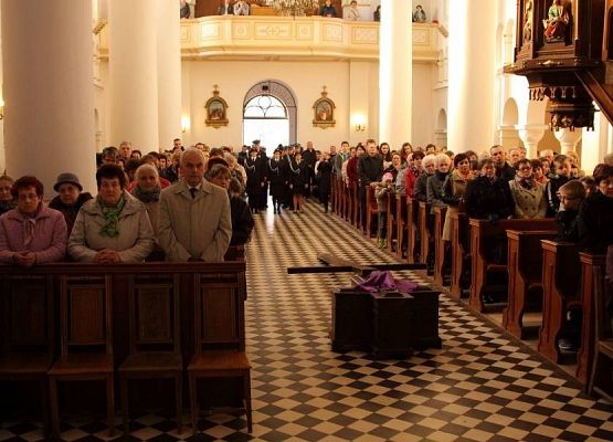 Grafika 2: Droga Krzyżowa 11.04.2014