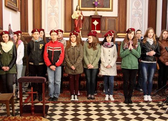 Grafika 4: Droga Krzyżowa 11.04.2014