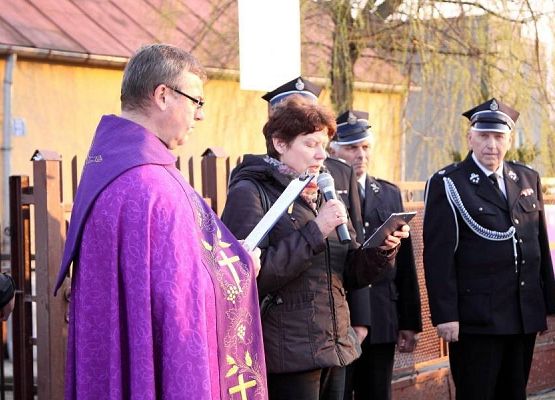 Grafika 24: Droga Krzyżowa 11.04.2014