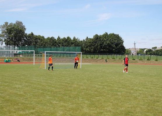 Grafika 33: Przyjęcie relikwi św. Jana Pawła II z rąk Abpa Mieczysława Mokrzyckiego