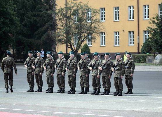 Grafika 2: Przysięga Wojskowa Ks. Arkadiusz Sikorskiego 12.07.2014