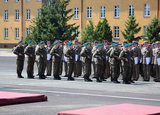 Grafika 9: Przysięga Wojskowa Ks. Arkadiusz Sikorskiego 12.07.2014