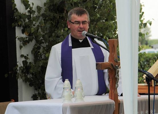 Grafika 8: Zespół "Moja Rodzina" na odpuście w Kuklinie