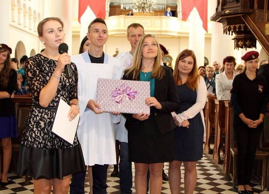 Grafika 4: Pożegnanie Ks. Arkadiusza Sikorskiego