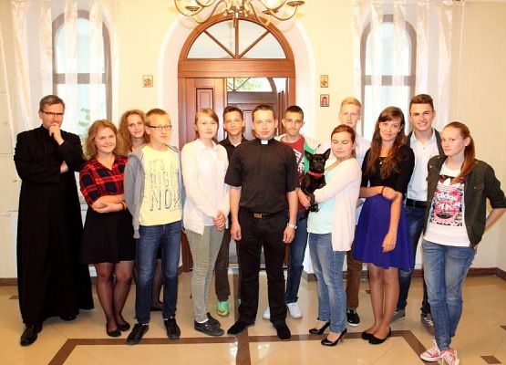 Grafika 13: Pożegnanie Ks. Arkadiusza Sikorskiego