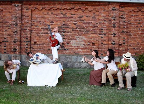 Grafika 12: Musical "Maryja" w wykonaniu Teatru Podróżnego 06.09.2014