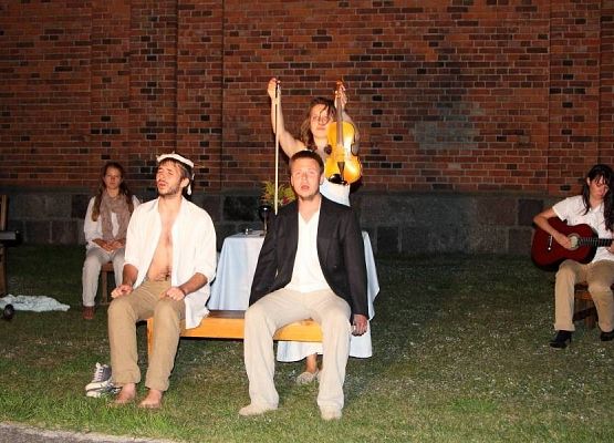 Grafika 25: Musical "Maryja" w wykonaniu Teatru Podróżnego 06.09.2014