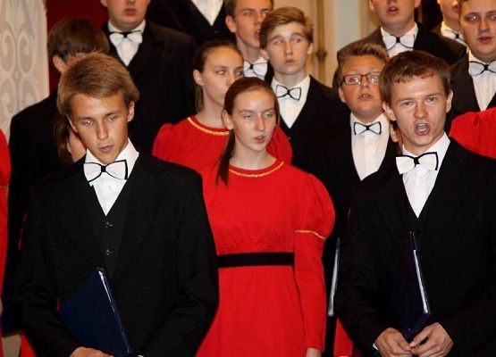 Grafika 11: Chór Pueri et Puellae Cantores Plocenses 21 września 2014