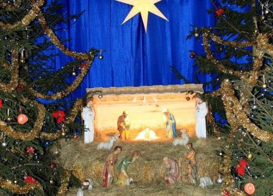 Grafika 1: Jasełka przed Pasterką 2014