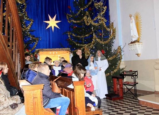 Grafika 16: Jasełka przed Pasterką 2014