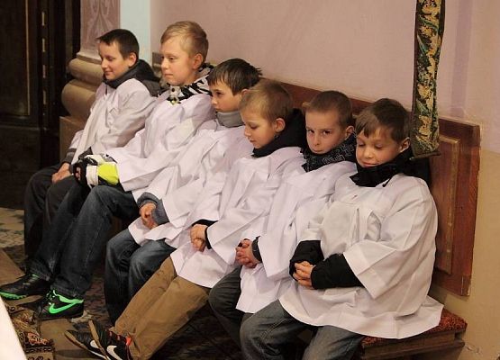 Grafika 5: Wielki Czwartek 28.03.2013