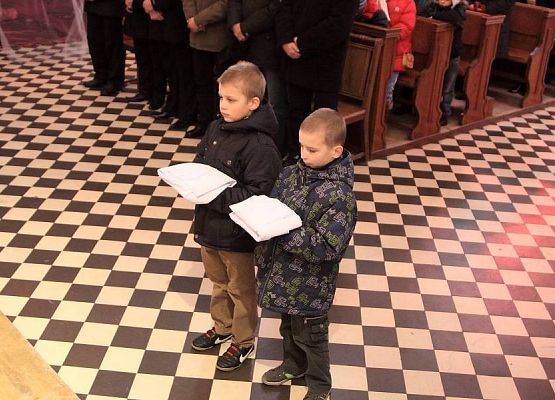 Grafika 10: Wielki Czwartek 28.03.2013